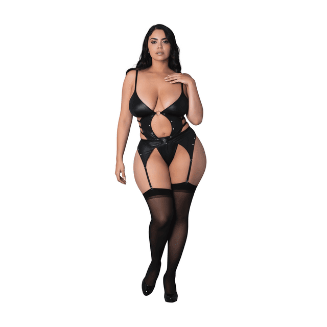 Kira - Open Front Basque with Garters and Thong - 2X - Black